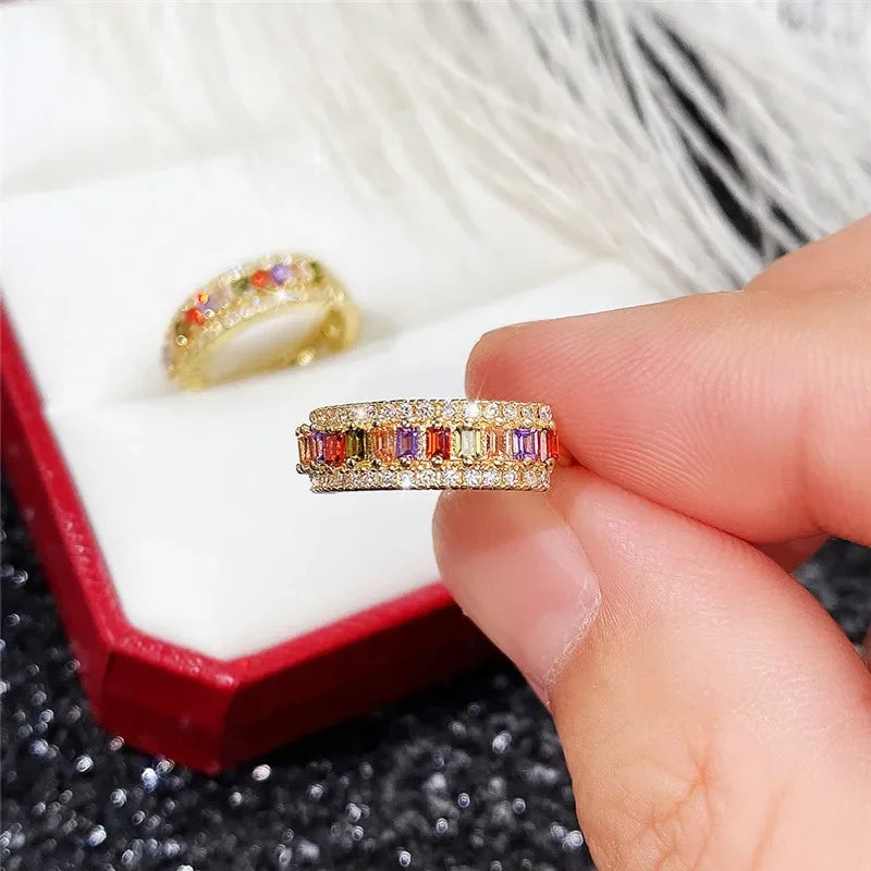 Pendientes de Aro de Oro 18K con Piedras Arcoíris - Vendra